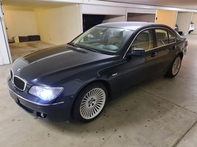 BMW 730