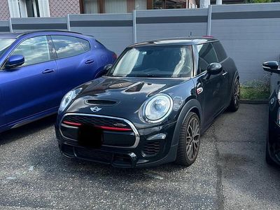 Gebraucht 2017 Mini John Cooper Works Kleinwagen | CHF 9’200 (Etwas zu teuer)