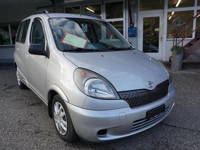 Gebraucht 2000 Toyota Yaris Luna Kombi | CHF 6’500 (Teuer)