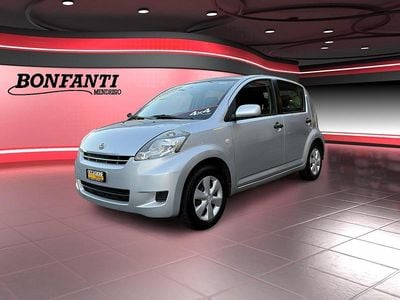 Gebraucht Daihatsu Sirion 91 PS (66 kW) 2008 Silber Kleinwagen