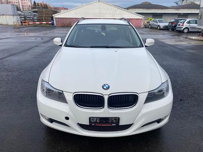 Gebraucht BMW 320 177 PS (130 kW) 2009 Kombi