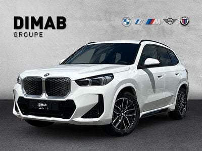 Weiss Neu 2025 BMW iX1 M Sport SUV | CHF 56’900 (Superpreis)