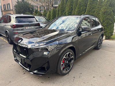 Neu BMW X1 Luxury Line 300 PS (220 kW) 2026 Schwarz SUV