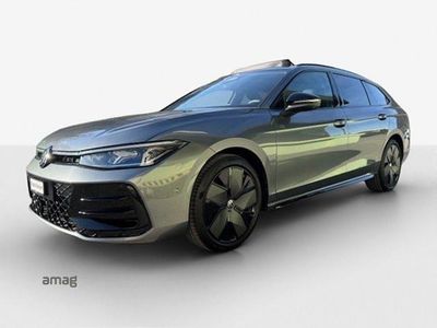 Neu VW Passat R-line 192 PS (141 kW) 2026 Diabas grey metallic  dachlackierung schwarz uni Kombi