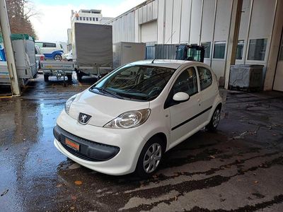 Gebraucht 2008 Peugeot 107 Kleinwagen | CHF 3’290 (Etwas zu teuer)