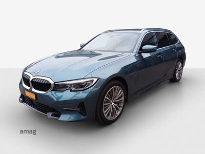 gebraucht BMW 330e Sport Line