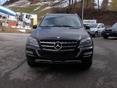 Gebraucht Mercedes ML350 211 PS (155 kW) 2010 SUV