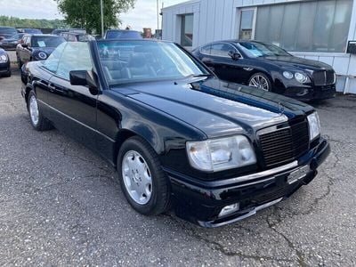Gebraucht 1994 Mercedes E220 Cabrio | CHF 39’800