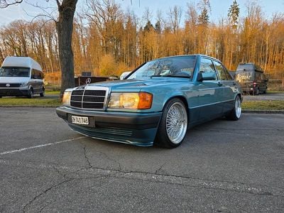 Gebraucht Mercedes 190 Avantgarde 132 PS (97 kW) 1992 Limousine