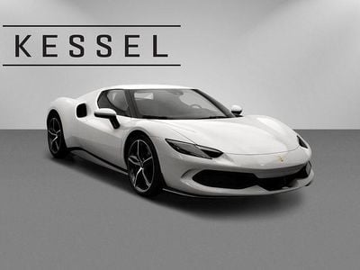 Gebraucht Ferrari 296 830 PS (610 kW) 2024 Weiss Coupé