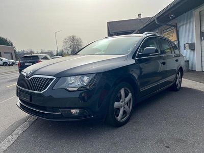 Gebraucht Skoda Superb Elegance 170 PS (125 kW) 2014 Kombi
