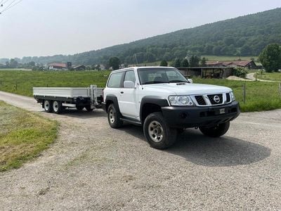Weiss Gebraucht 2006 Nissan Patrol SUV | CHF 18’500