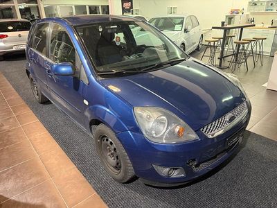 Gebraucht Ford Fiesta Trend 68 PS (50 kW) 2008 Kleinwagen