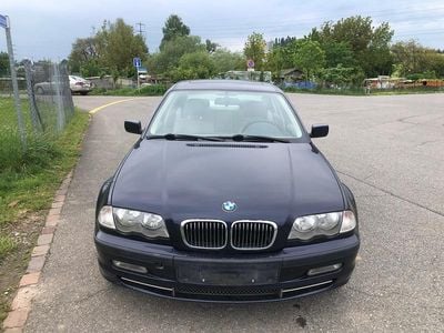 Gebraucht 2000 BMW 330 | CHF 2’200