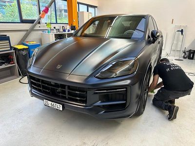 Gebraucht 2025 Porsche Cayenne Turbo E-Hybrid SUV | CHF 220’000