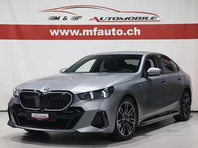 Gebraucht BMW 550e M Sport 489 PS (359 kW) 2024