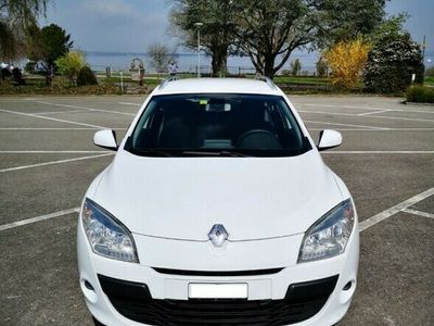 gebraucht Renault Mégane GrandTour 1.5 dCi Dynamique EDC