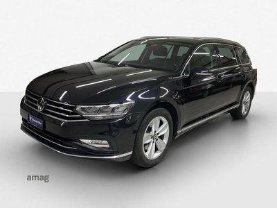 Gebraucht VW Passat Elegance 200 PS (147 kW) 2023 Deepblack perleffekt Kombi