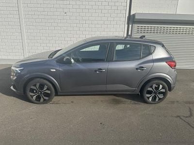 Anthrazit Neu 2025 Dacia Sandero Journey Limousine | CHF 20’024 (Etwas zu teuer)