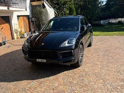 Gebraucht 2021 Porsche Cayenne SUV | CHF 74’498 (Etwas zu teuer)