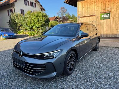 Gebraucht VW Passat Elegance 150 PS (110 kW) 2024 Kombi
