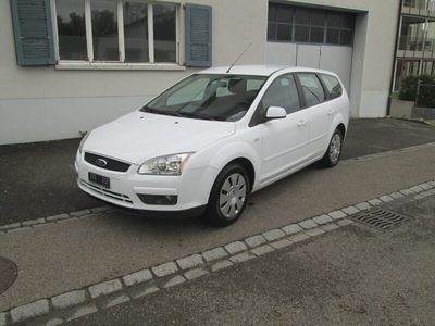 gebraucht Ford Focus 1.6i VCT Carving