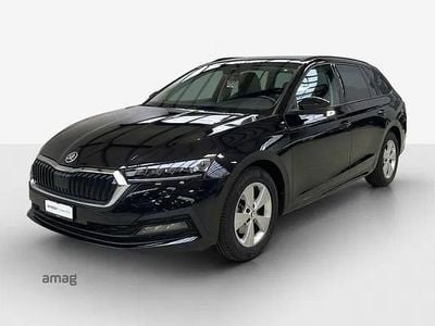 Magic schwarz, perleffekt Gebraucht 2021 Skoda Octavia Ambition Kombi | CHF 22’900 (Fairer Preis)