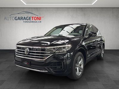 Gebraucht 2018 VW Touareg R-line SUV | CHF 35’900 (Etwas zu teuer)