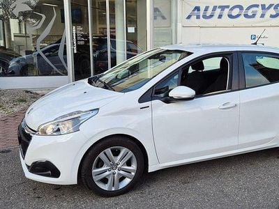 Weiss Gebraucht 2019 Peugeot 208 Active Kleinwagen | CHF 9’800 (Fairer Preis)