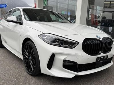 Gebraucht BMW 120 M Sport 190 PS (139 kW) 2022 Weiss Kleinwagen