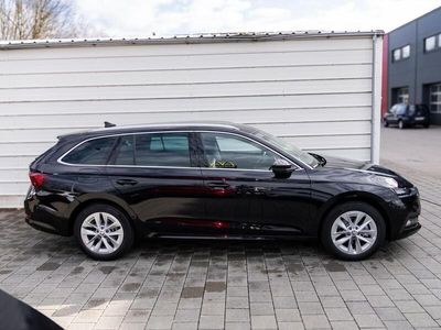 gebraucht Skoda Octavia Combi Style 2,0 TDI 110kW / 150PS 4x4 *AHK*NAVI*LED