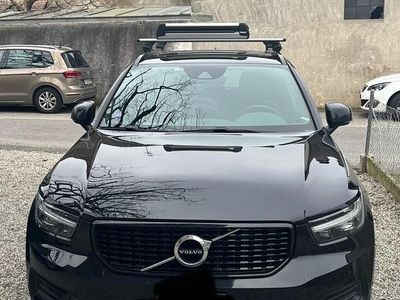 Gebraucht 2022 Volvo XC40 R-Design SUV | CHF 27’000 (Fairer Preis)
