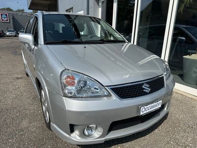 Suzuki Liana