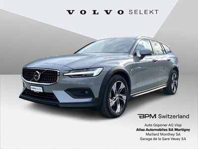 Gebraucht Volvo V60 CC Core 197 PS (144 kW) 2024 Kombi