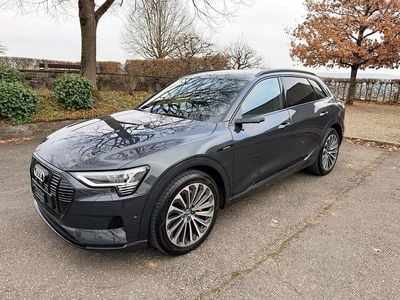 Gebraucht 2019 Audi e-tron Advanced SUV | CHF 35’000 (Etwas zu teuer)
