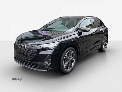 Mythosschwarz metallic Gebraucht 2025 Audi Q4 e-tron Ambiente SUV | CHF 59’990 (Fairer Preis)