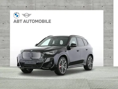 Neu (2026) BMW iX1 Luxury Line 313 PS