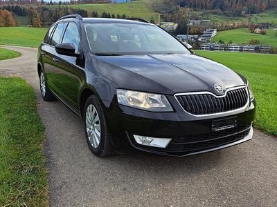 Gebraucht 2015 Skoda Octavia Ambition Kombi | CHF 9’200 (Fairer Preis)