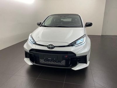 Gebraucht Toyota Yaris Sport 261 PS (191 kW) 2025 Weiss Limousine