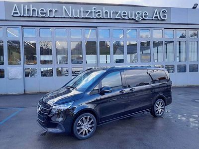 Gebraucht Mercedes V250 Style 190 PS (139 kW) 2025 Schwarz Van / Kleinbus