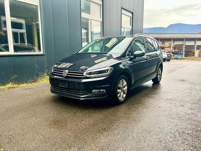 Gebraucht 2016 VW Touran Comfortline Van / Kleinbus | CHF 8’500