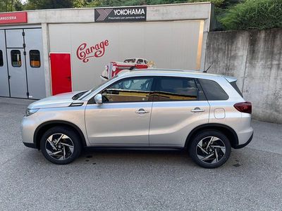 Neu Suzuki Vitara 110 PS (80 kW) 2025 Silber SUV