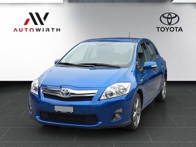 Blau Gebraucht 2012 Toyota Auris Hybrid Sol Limousine | CHF 10’500 (Etwas zu teuer)