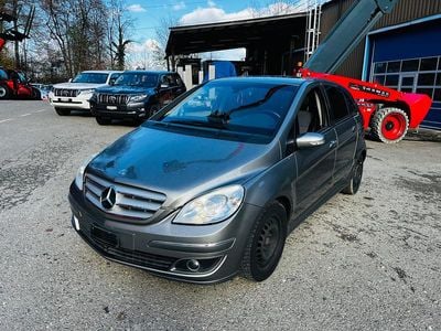 Gebraucht 2005 Mercedes B180 Van / Kleinbus | CHF 1’500
