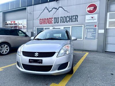 Gebraucht Suzuki Swift GL 94 PS (69 kW) 2012 Grau Limousine