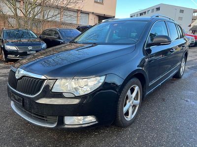 Gebraucht Skoda Superb 192 PS (141 kW) 2011 Kombi