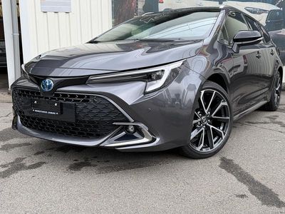 Neu Toyota Corolla Premium 178 PS (130 kW) 2025 Kombi