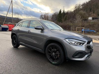 Gebraucht Mercedes GLA200 Progressive 163 PS (119 kW) 2020 SUV