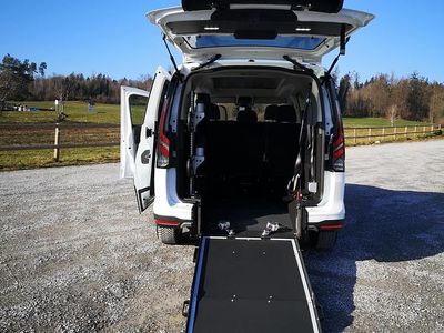 Gebraucht Ford Grand Tourneo Connect Active 121 PS (88 kW) 2024 Van / Kleinbus