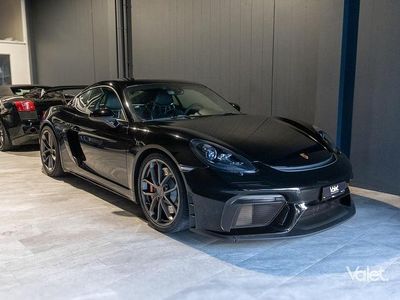 Porsche 718 Cayman GT4